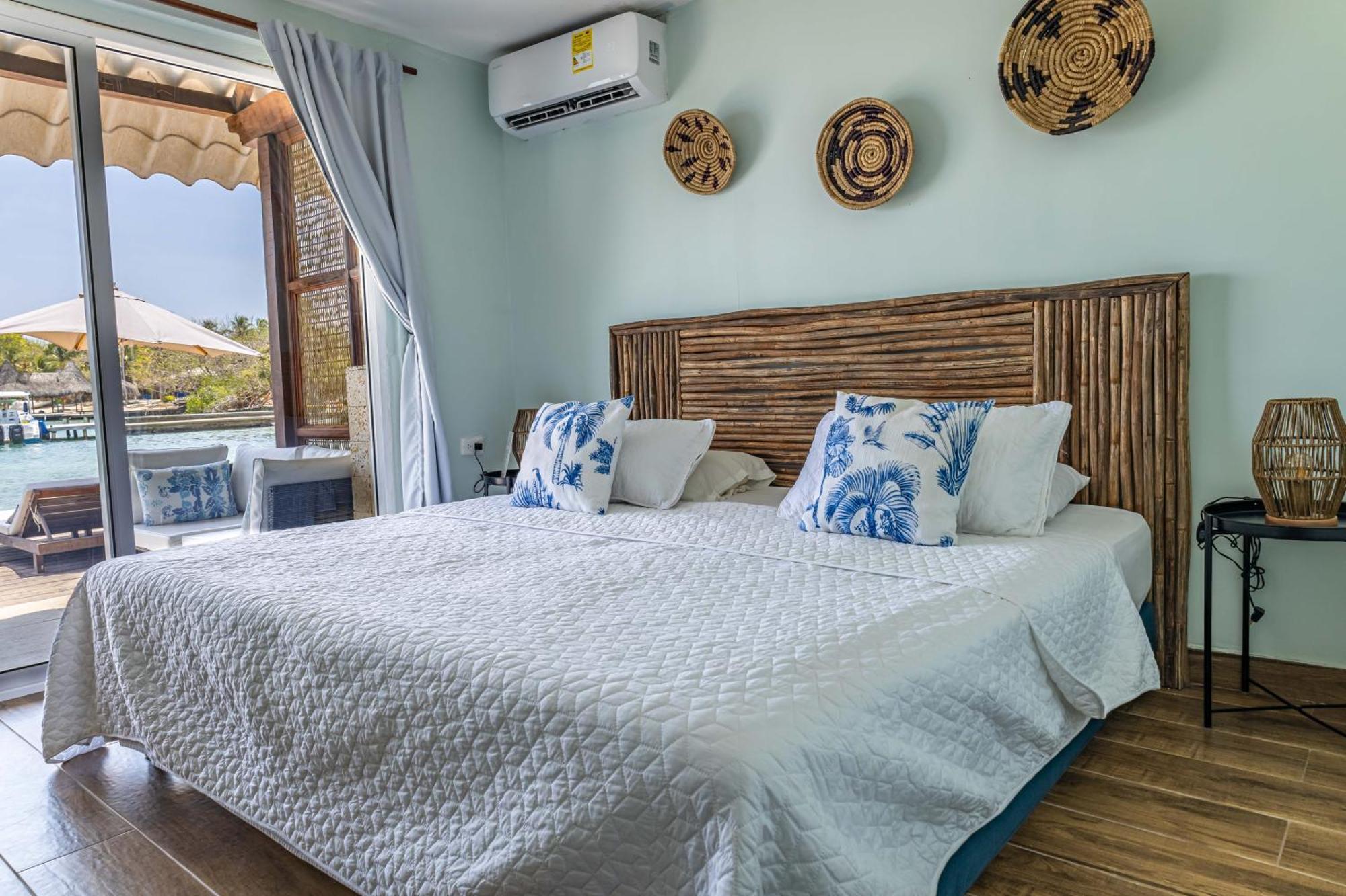 Fragata Island House Hotel Cartagena Bagian luar foto
